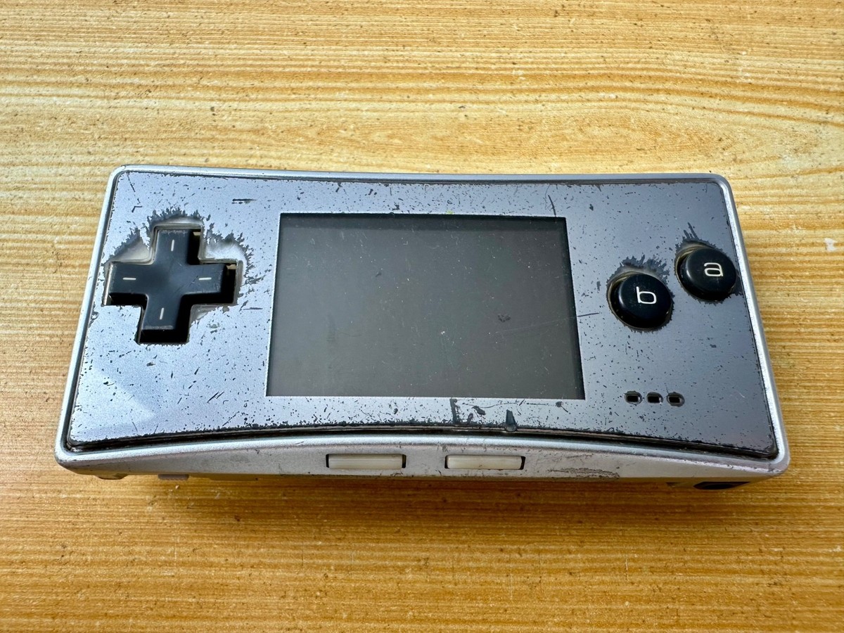 Nintendo Gameboy Micro OXY001 Metallic Silver Handheld Console