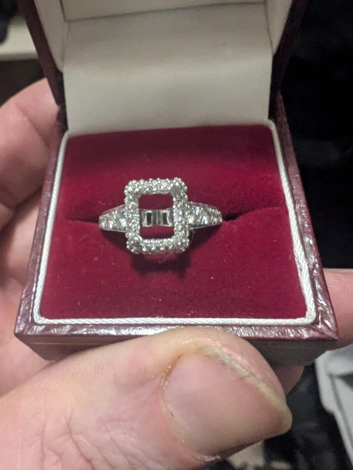 Anillo de compromiso semi-montaje platino TACORI Blooming Beauties HT 2520 EC 8,5 X 6  Foto 3 de 4