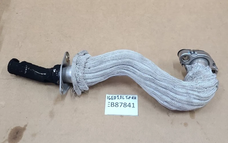 OEM 2014-2018 RAM 1500 DIÉSEL 3,0 L EGR TUBO ECODIESEL 3,0 Mopar 68321413AA Foto 2 de 4