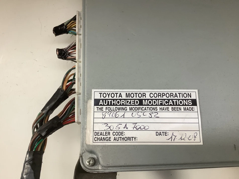 CENTRALINA MOTORE PER TOYOTA Avensis S. Wagon 2° Serie 89661-05A20 Diesel 2.2 ( - Immagine 3 di 3