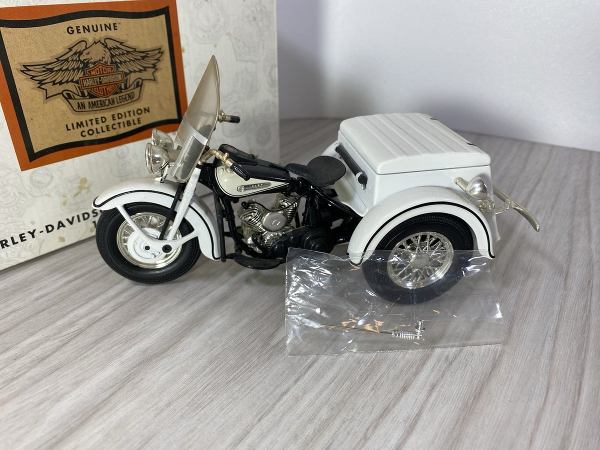 1947 Harley Davidson Police Servi-Car Motorcycle 1:12 VTG 99150