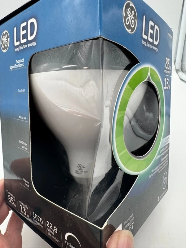 GE LED Indoor Floodlight 13W (85W Replacement) BR40 Light Bulb New - Image 4 of 4