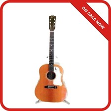 Guitarra acústica Gibson Custom J-45 Cherry 2011 pastilla element L.R.Baggs