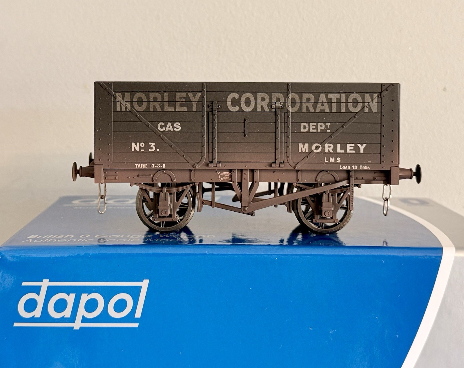 Dapol 7F-080-032W O Gauge 8 Plank Wagon Morley Corp 3 Weathered MIB!