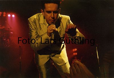 FRANKIE GOES TO HOLLYWOOD LIVE in Hamburg 1987 orig. POSTER-FOTO in 28 x 42 cm! 