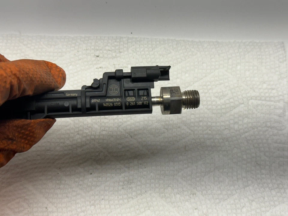 1 pieza Inyectores de combustible OEM BMW FJ1178 para BMW 335i 535i 740i F10 3,0 L l6 0261500172 Foto 4 de 4