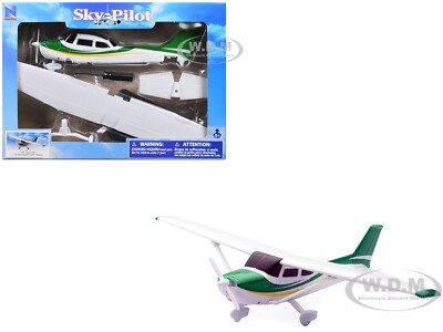 #ad CESSNA 172 SKYHAWK AIRCRAFT WHITE MODEL KIT 1 42 SCALE MODEL BY NEW RAY 20665 $14.49