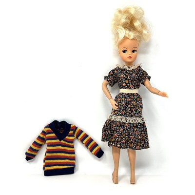 VTG 1970s Sindy Doll Blonde 2GEN1077 033055X Original Floral Dress + RARE SHIRT