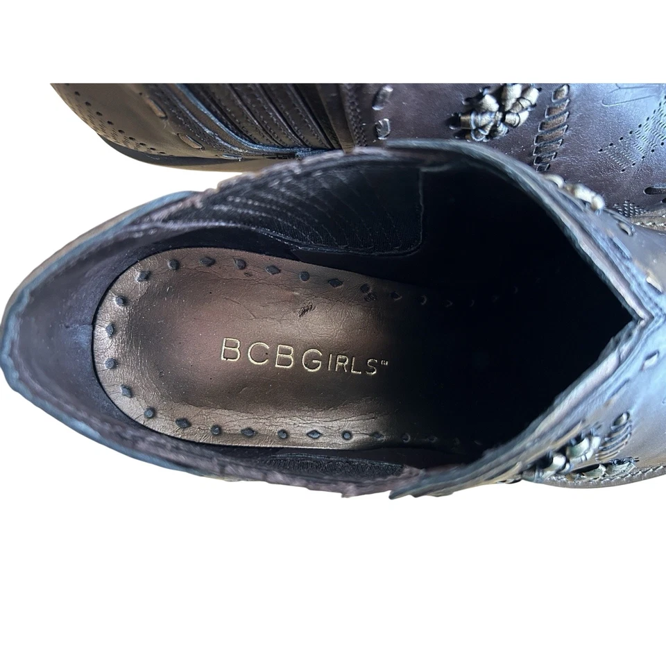 BCBGirls 皮革西部踝靴 6 码 — 第 3/4 张图片