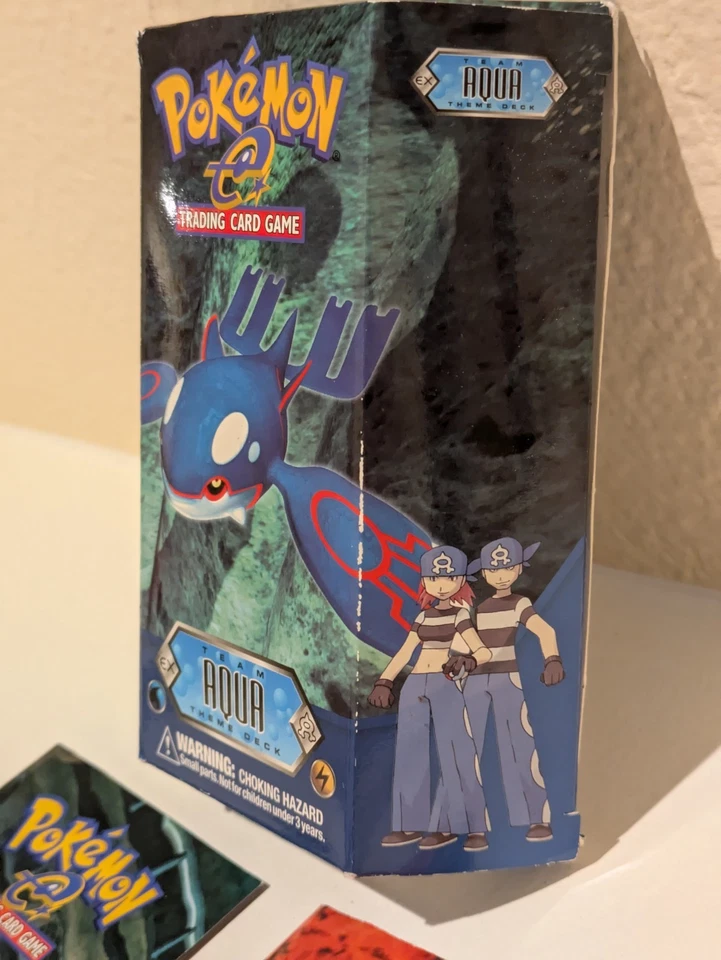 OPEN BOX VINTAGE Pokemon Trading Card Game TCG EX Team Aqua vs Magma Theme Deck - Image 4 of 4