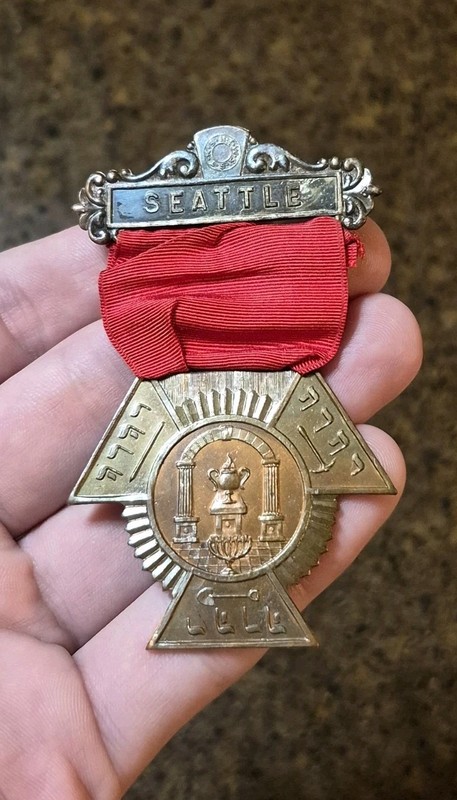 RARE 1903 SEATTLE WASHINGTON MASONIC ROYAL ARCH MASON RIBBON MEDAL BADGE MINTY!