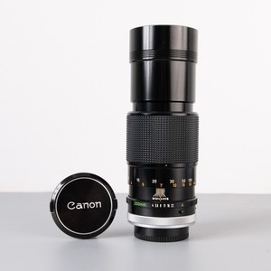 Has defect - Canon 200mm f4 S.S.C. Prime Lens - FD Mount with Breechlock