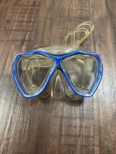 U.S. Divers Mango Snorkel Mask 2-Window Tempered Glass Lens  Easy-Adjust Buckle