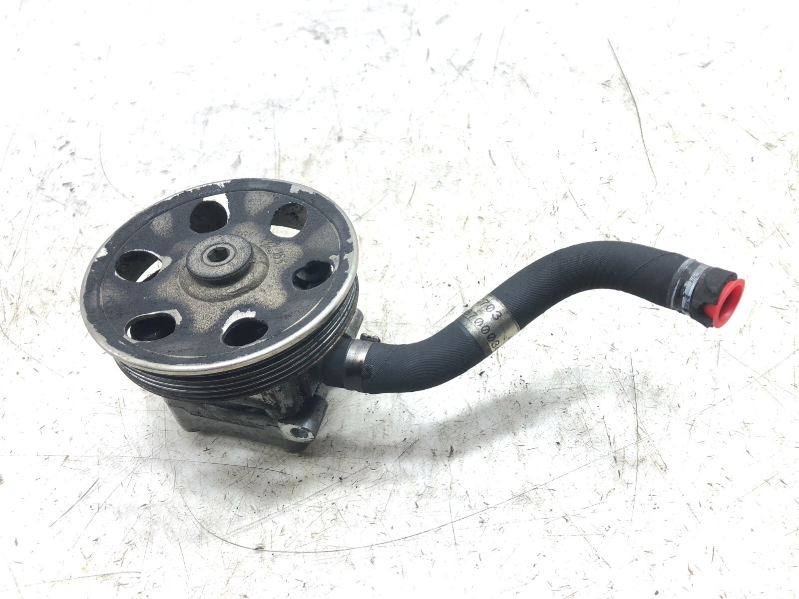 2014-2017 MASERATI GHIBLI 3.0L POWER STEERING PUMP W/ PULLEY OEM.