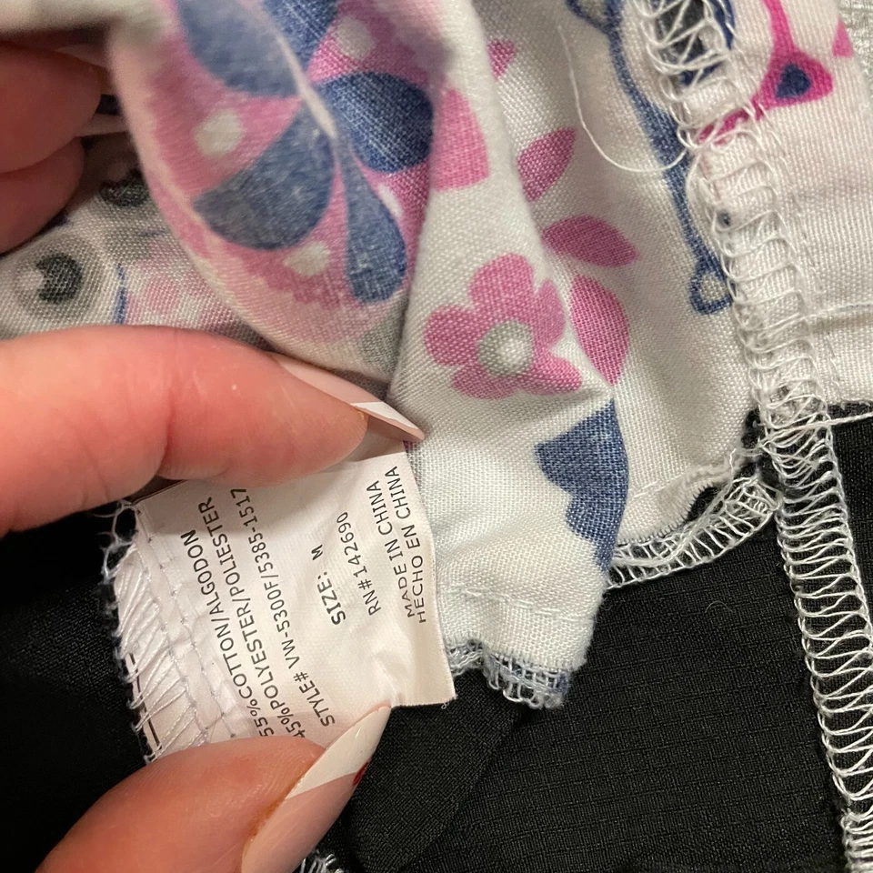 Womens Fashion Medical Nursing Scrub Tops Printed Pink Flower Colorful M - Image 3 of 4