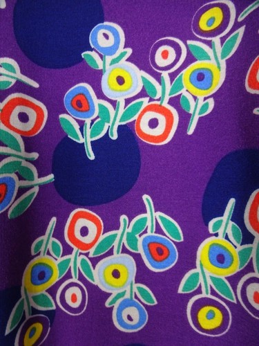 Lularoe Women's Classic T Purple Top Size Small NWT - Picture 2 of 3