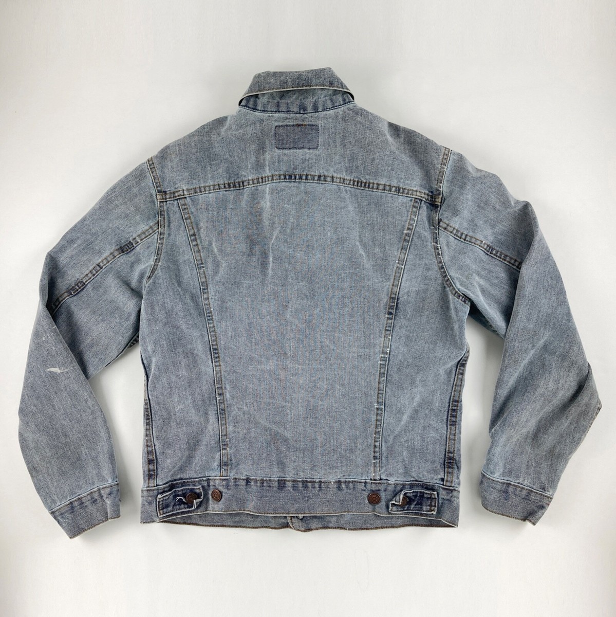 Levis Denim Jean Jacket Size 40 Small Light Wash Vintage USA 70506