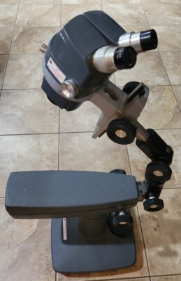 AMERICAN OPTICAL CORPORATION MODEL 570 Stereo Star Microscope 0.7 TO 4.2X