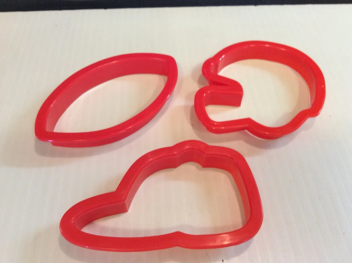 Wilton plastic top cookie cutters