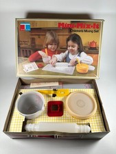 Vintage Tupperware Toys Mini-Mix-It Children s Mixing Set Toy Kitchen Set NIB