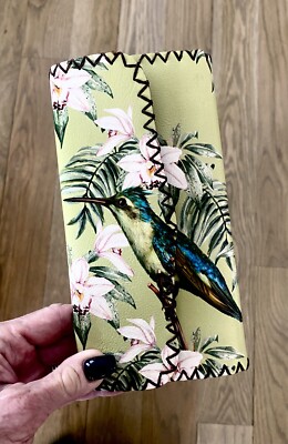 Vegan Ladies Bi Fold Wallet Hummingbird Themed Credit Card Holder by Guang Tong