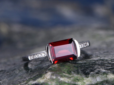 2.7ct Lab-Created Garnet Engagement Ring Classic Design 14k White Gold Plated