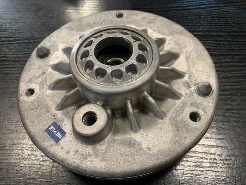 BMW X3 F25 2012 Stoßdämpferhalterung hinten 2012 190kW GSD39547