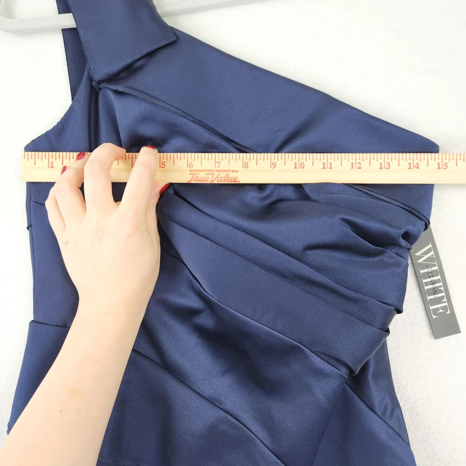 Vera Wang 白色连衣裙女式 2 蓝色缎面单肩正式长裙新品 — 第 4/4 张图片