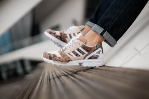 adidas zx 8000 mens white