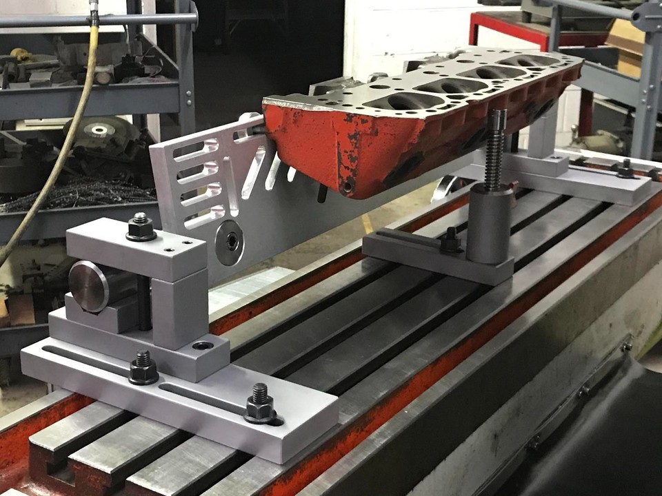 Cylinder head mounting fixture for Kwik Way, Sunnen & other surfacing ...