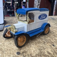 The ERTL Co. Ford 1913 Model T Van Die-Cast Replica Coin Bank w/Key Flat Tires 