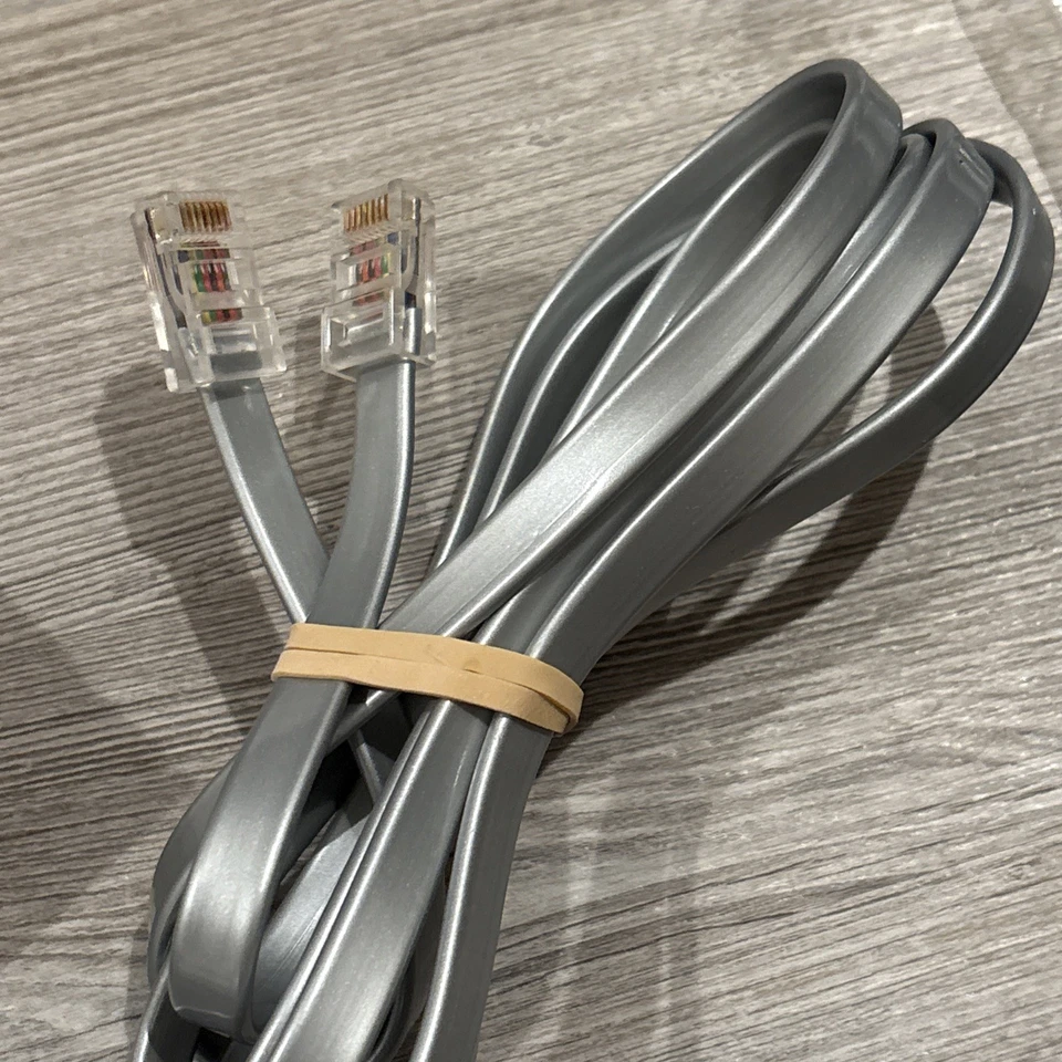 Lantronix EPS1 Multi protocol Print Server NOS 1993 Cables, Manual - Image 4 of 4