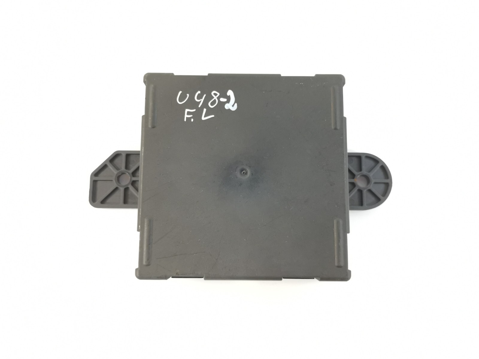 Maserati Ghibli S Q4 2014 Front Left Door control module P/N 52851638AC