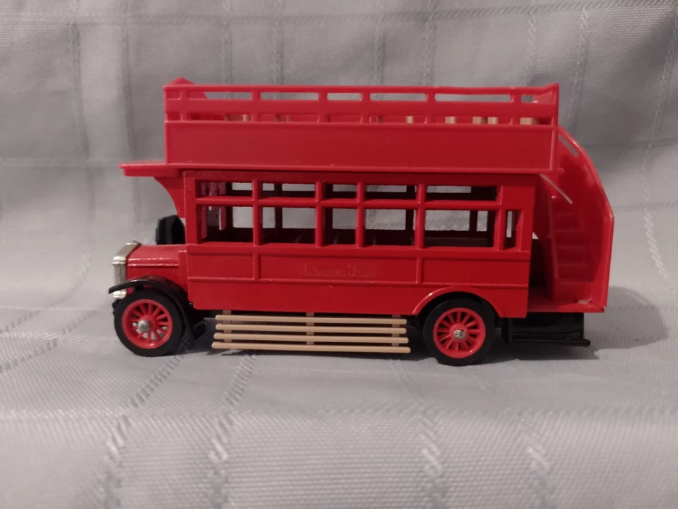 MATCHBOX MODELS OF YESTERYEAR 1922 A.E.C S TYPE OMNIBUS Y-23 SCHWEPPES NO LABEL - Image 2 of 4