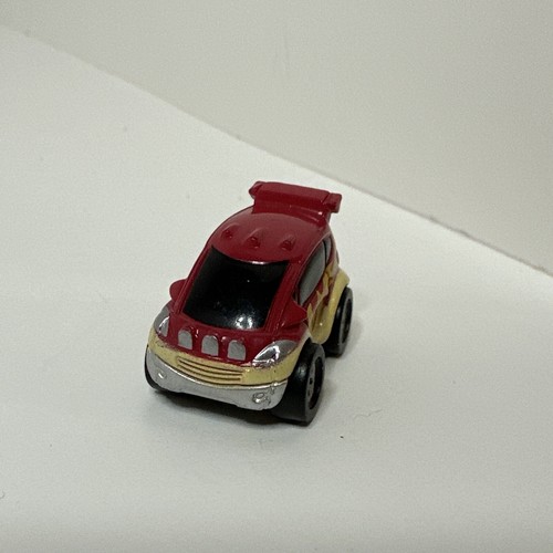 Small Hasbro Micro Machine Mini SUV in Red with Yellow Flames - Picture 2 of 6