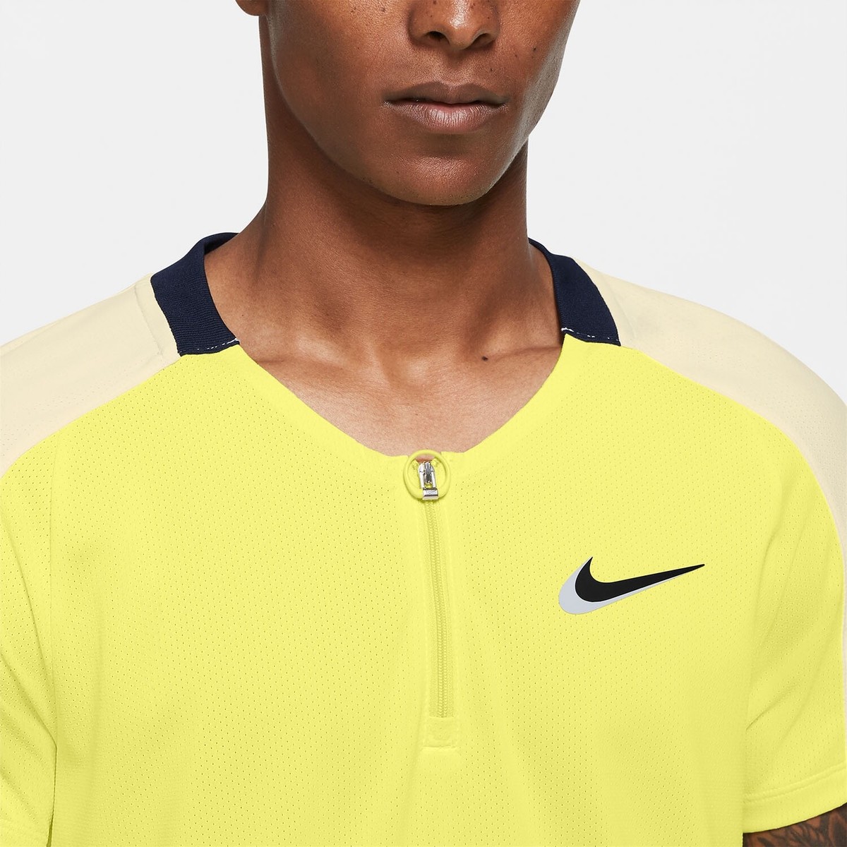 NWT Nike Court Tennis Slim Fit Court Slam 1/4 Zip Shirt Top NWT Nike Court Tennis Slim Fit Court Slam 1/4 Zip Shirt Top
