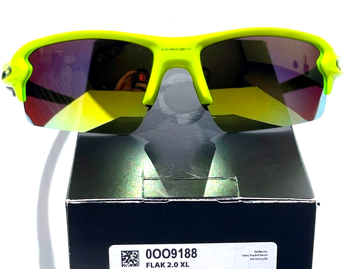 oakley-flak-2-0-yellow-tennis-ball-polarized-galaxy-gold-lens-sunglass