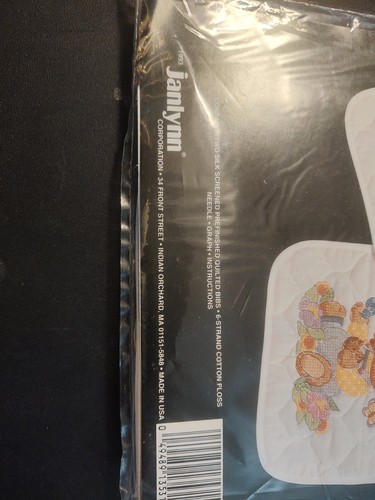 Vtg Janlynn Country Bear Bibs Printed Cross Stitch 1993 #135-31 New In Package - Picture 2 of 4