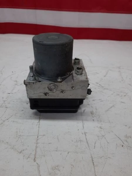 Conjunto de actuador y bomba de pieza de freno antibloqueo a través de 5/11 para 11 VENZA 1654 Foto 3 de 4