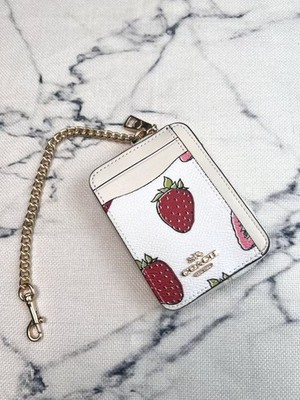 NWT Coach CAR32 Zip Card Case With Strawberry Print NWT Chalk Multi With Box