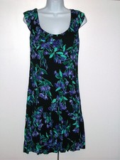 Ann Taylor Dress--NWT $138--Size 2--Gorgeous Fit and Print