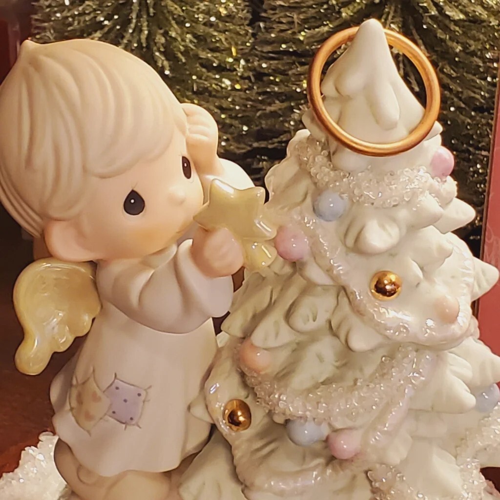 Precious Moments #118301 - Wishing You A Heavenly Holiday-NIB-HTF