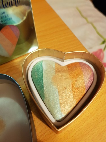 Heart Makeup Mermaid's Heart Highlighter for your eyes & face Brand New - Picture 5 of 5