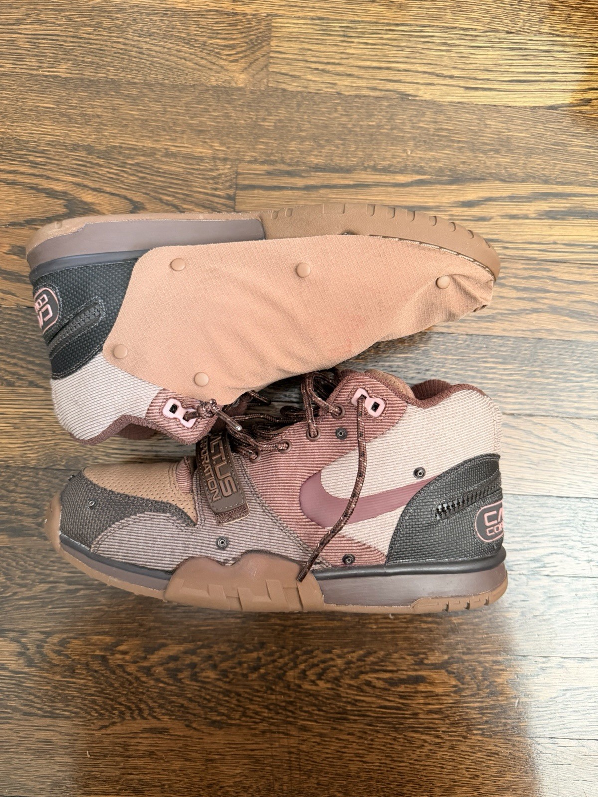 Nike Travis Scott Air Trainer 1 SP Chocolate Light Chocolate DR7515-200