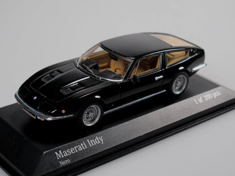 Minichamps 437123121 1970 Maserati Indy schwarz Modellauto Resin 1:43 in OVP