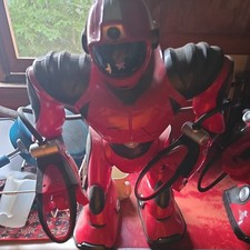 WowWee Robonetics Robosapien V2 Robot 25x17 2005 Model 8093 In Box Never Used