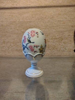Minton Fine Bone China Floral & Birds Porcelain Egg with Pedestal Base Stand