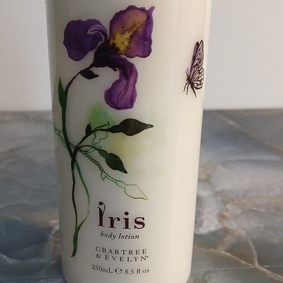 Crabtree & Evelyn Iris Hydrating Body Lotion 8.5 fl oz Iris Wood Moisturizer