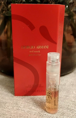 GIORGIO ARMANI SI  Passione Red Musk Eau de Parfum EDP Minispray