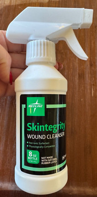 Medline Skintegrity Wound Cleanser - one  8 oz Spray Bottle MSC6008 - NEW